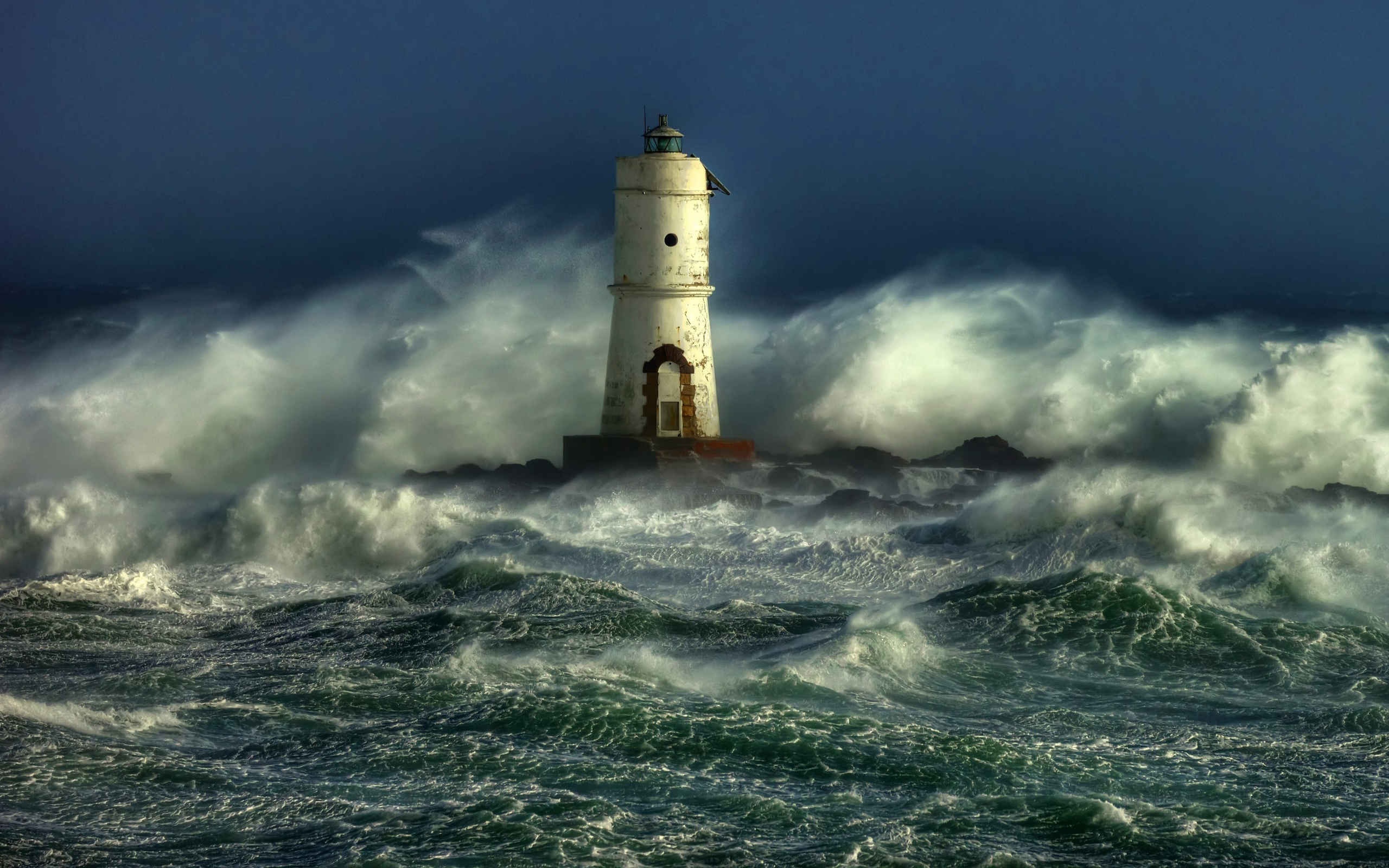 2560x1600 Lighthouse In The Storm 2560 X 1600 Water Photography - Peace In The Storm Painting