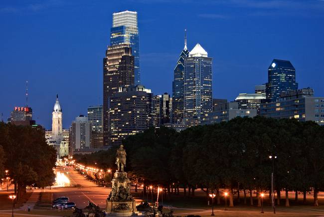 650x437 Philly Skyline By Christian Carollo - Philly Skyline Painting