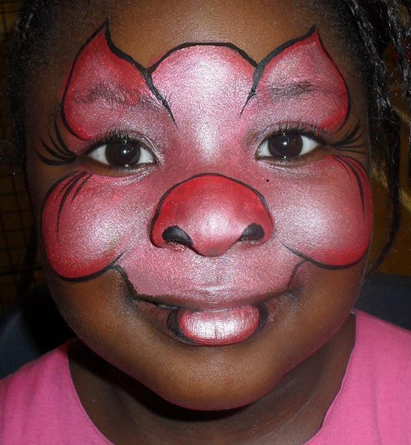 600x651 Wannabe Facepainting - Pig Face Painting