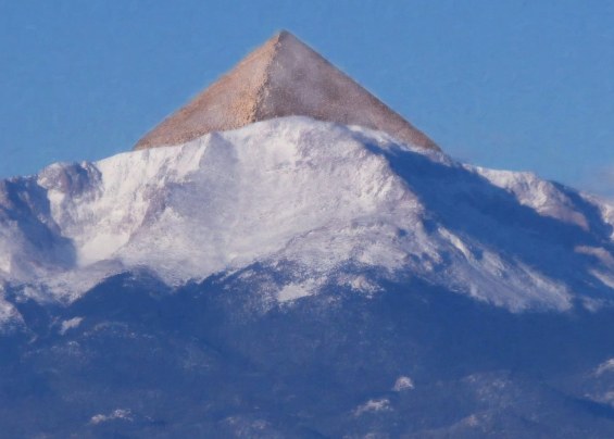 565x404 Fileufo Phil's Pikes Peak Pyramid Painting.jpg - Pikes Peak Painting