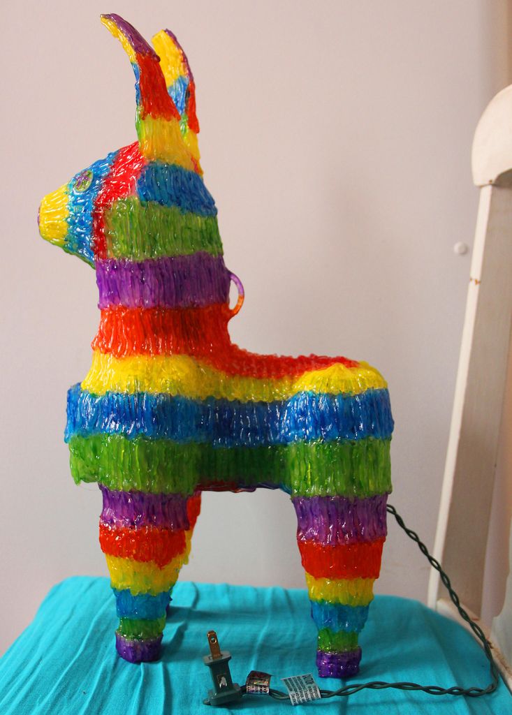 733x1024 Pinata Lamp 4 Steps (With Pictures) - Pinata Painting