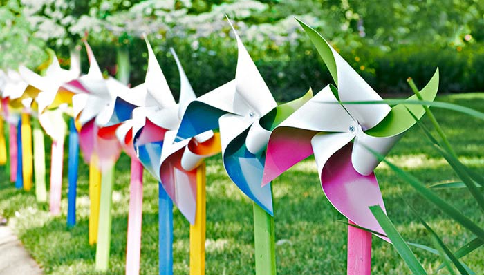 700x398 Easy Pinwheels - Pinwheel Painting