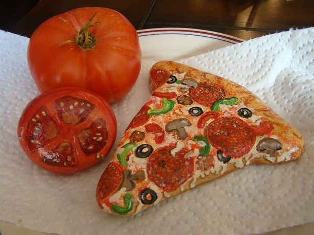 615x461 Painted Rocks - Pizza Painting