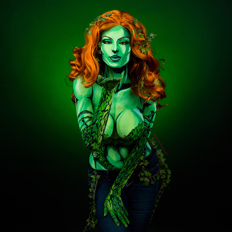 750x750 Time Lapse Video Of Artist Painting A Poison Ivy Costume On Her - Poison Ivy Painting
