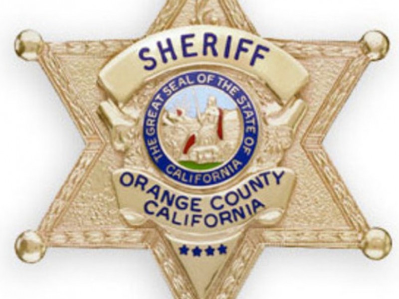 800x600 Police Catch Kids Spray Painting Wall, And Other Cop Calls Lake - Police Badge Painting