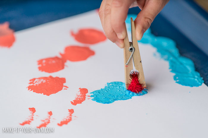 700x467 School Wrap Up Summer Reading Bookmark (Pom Pom Painting Too!) - Pom Pom Painting