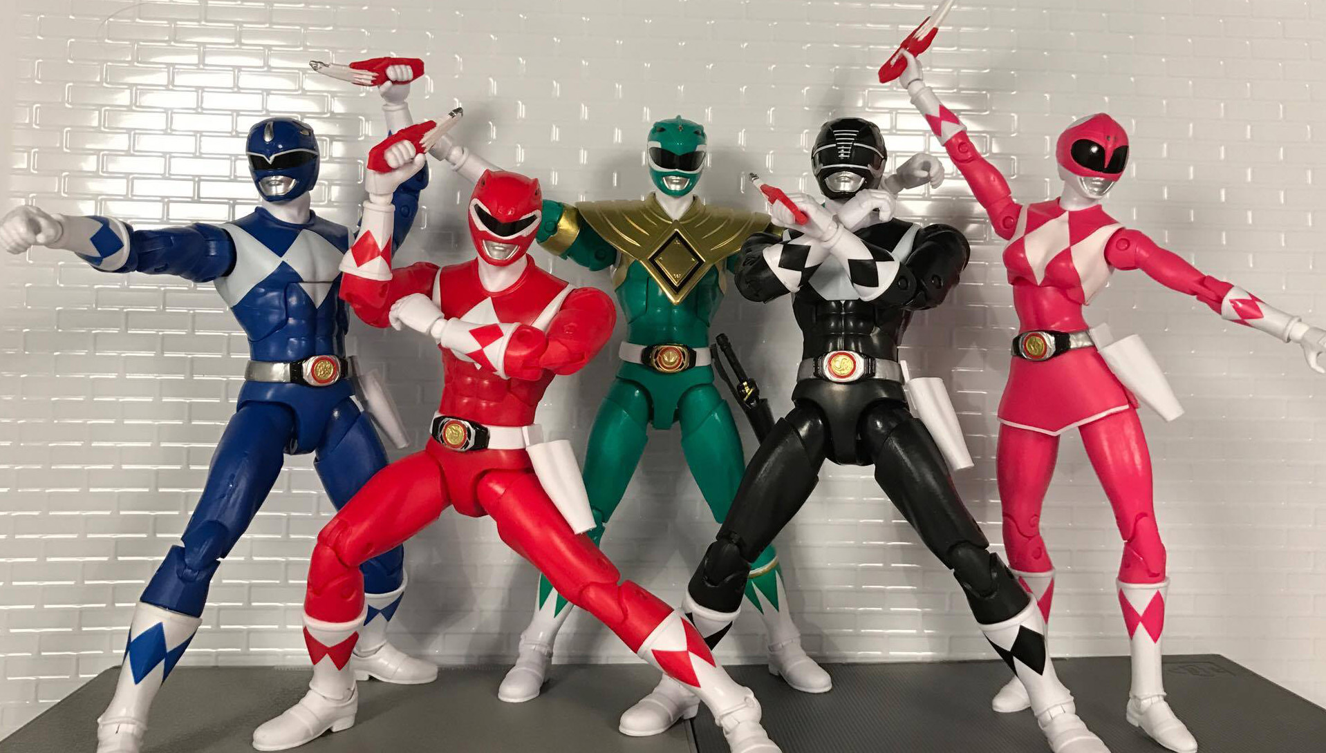 1918x1090 Mighty Morphin Power Rangers Legacy Collection So Far Powerrangers - Power Rangers Painting Online