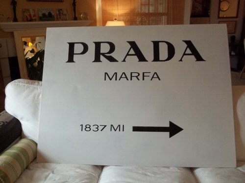 Prada картина marfa