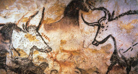 468x250 Prehistoric French Cave Paintings Go On Tour - Prehistoric Painting
