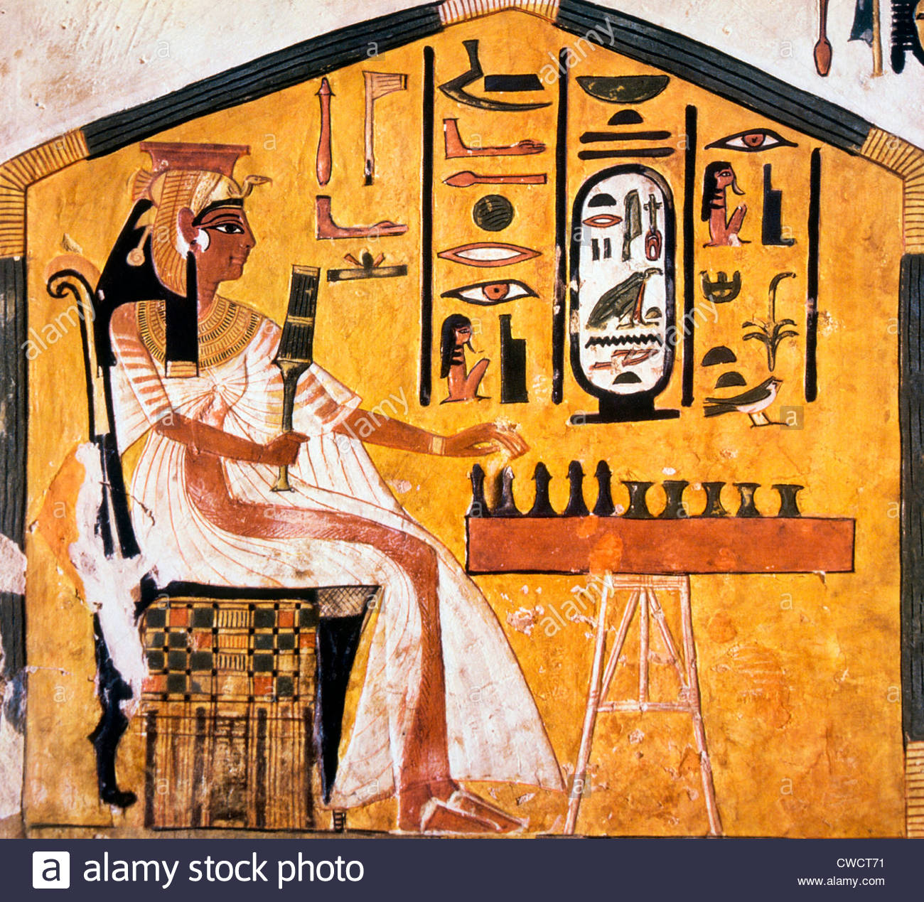 1300x1269 Queen Nefertari Playing Chess, Painting From Tomb Of Nefertari - Queen Nefertari Tomb Painting