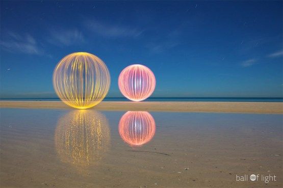 555x369 Image Result For Ray Of Light Painting Bubbles And Crystal Balls - Ray Of Light Painting