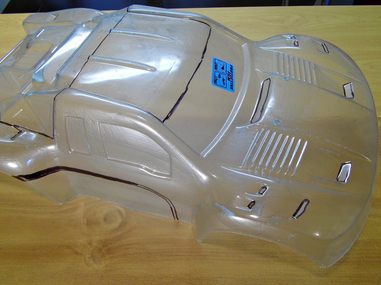 1280x960 How To Paint A Simple Multicolor Body - Rc Painting