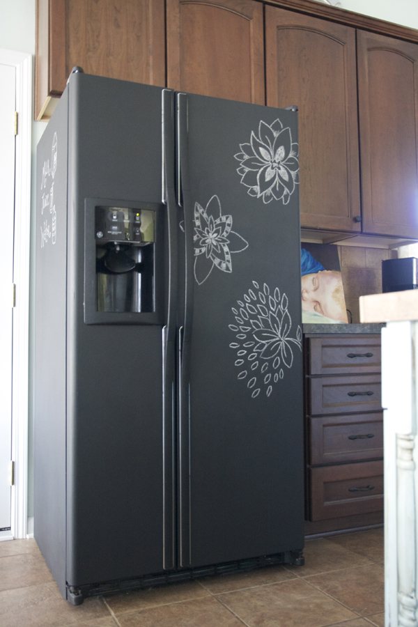600x900 Diy Painting Your Fridge With Chalkboard Paint - Refrigerator Painting