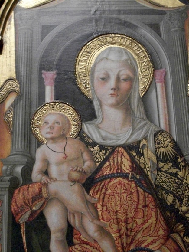625x833 16 Ugly Renaissance Babies That Are Having A Worse Day Than You - Renaissance Baby Painting