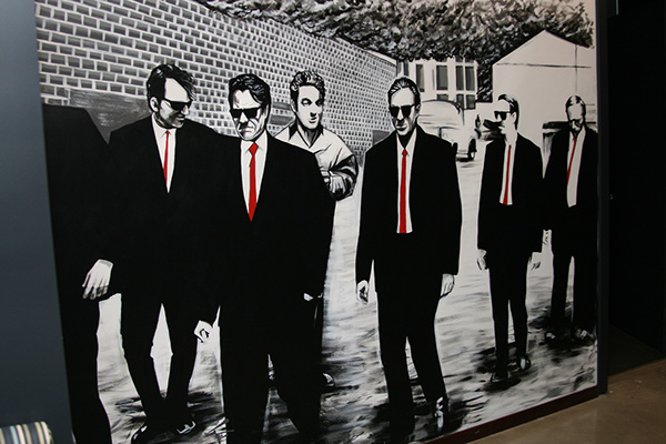 600x400 Reservoir Dogs Mural On Pantone Canvas Gallery - Reservoir Dogs Painting