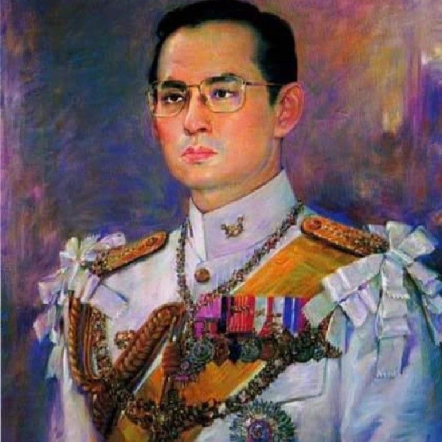 640x640 The Royal Portrait - Royal King Painting