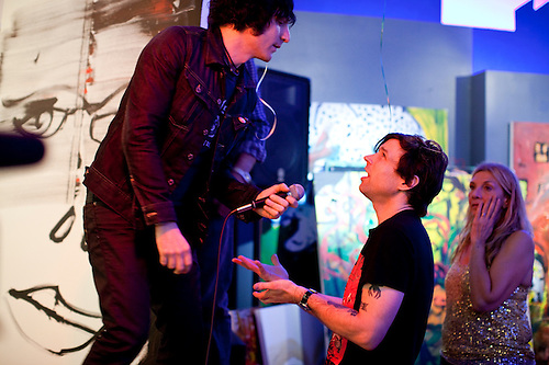 500x333 Ryan Adams Painting Exhibit - Ryan Adams Painting