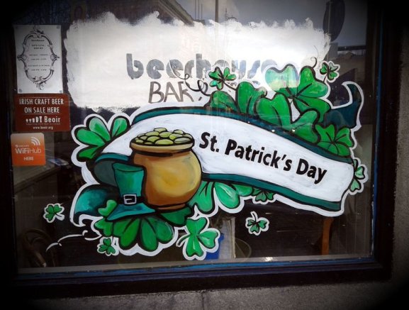 577x437 St Patrick Day Window Painting, Other Business Services Service - Saint Patricks Day Painting