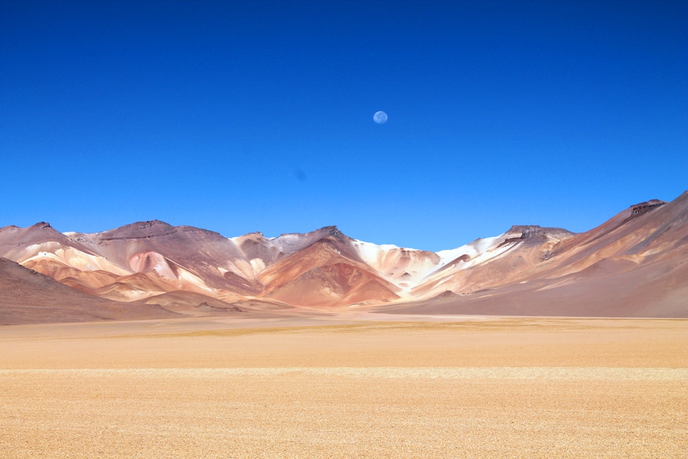 1000x667 Uyuni Salt Flats Salvador Dali Desert 5 - Salvador Dali Desert Painting