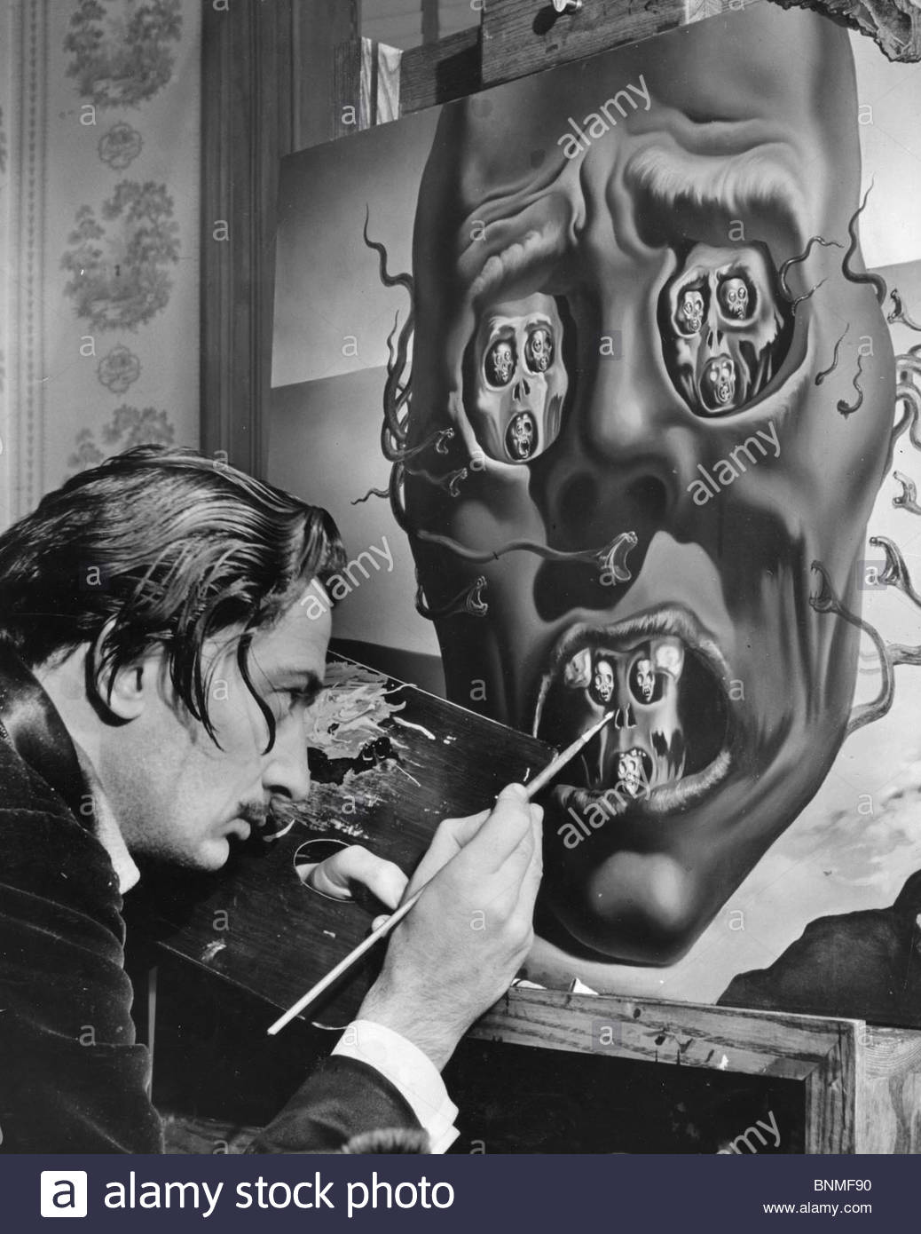 1038x1390 Salvador Dali (1984 89) Spanish Artist Working On His Painting - Salvador Dali Face Painting