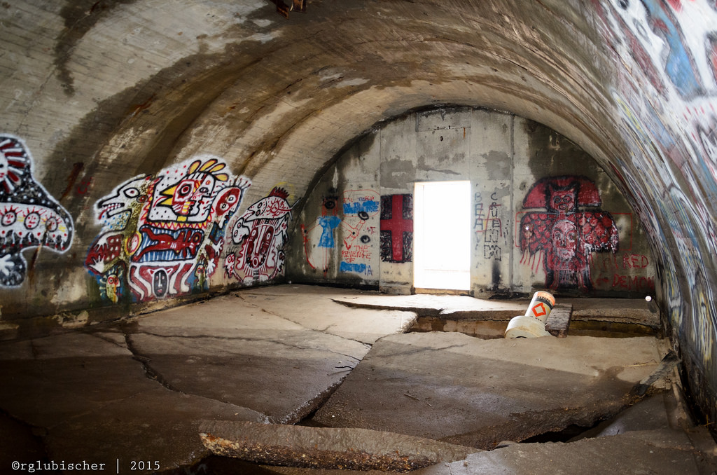 1024x678 Voodoo Bunker Panel Paintings - Sandy Hook Painting