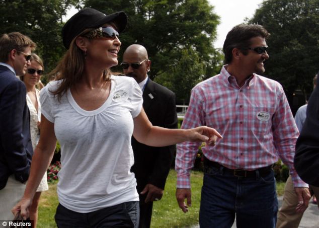 634x453 Sarah Palin - Sarah Palin Painting