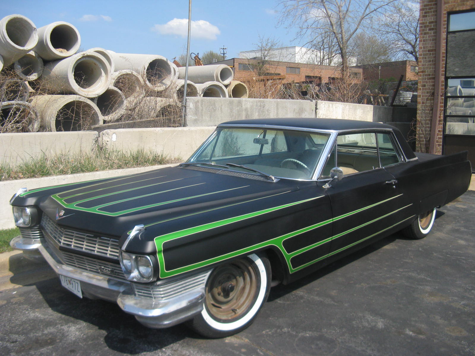 1600x1200 Pinstripe Chris April 2011 - Scallops Painting