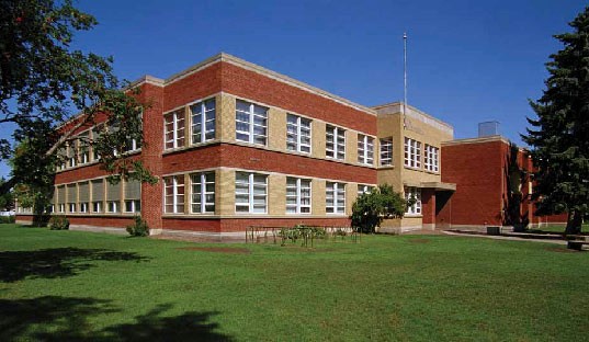 537x312 Education Facilities - School Building Painting