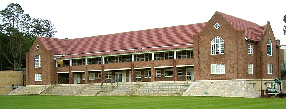 940x360 Education - School Building Painting