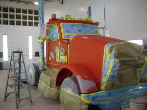 300x225 Semi Truck Repair Wenatchee, Semi Truck Painting - Semi Painting