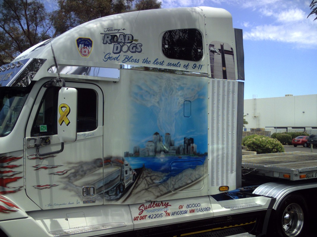 1067x800 Pictures Of 911 Tribute Paint Trucks - Semi Truck Painting