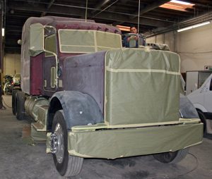 300x254 Refinishing - Semi Truck Painting