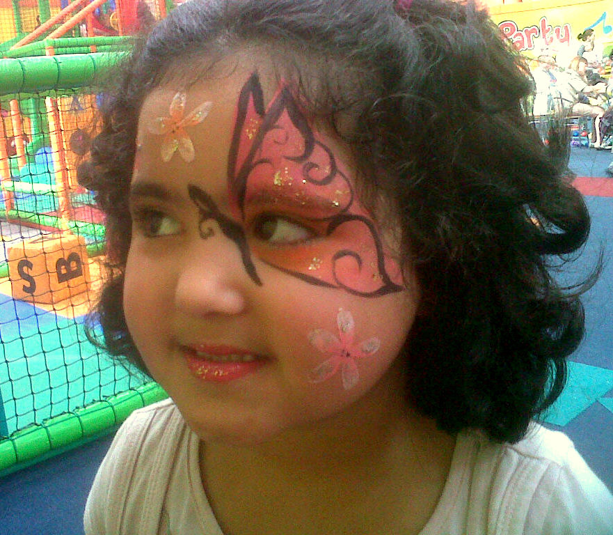 881x768 The World's Best Photos Of Painting And Shrek - Shrek Face Painting