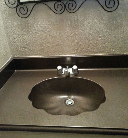 445x478 How To Spray Paint An Old Sink Or Countertop Home Makeover - Sink Painting