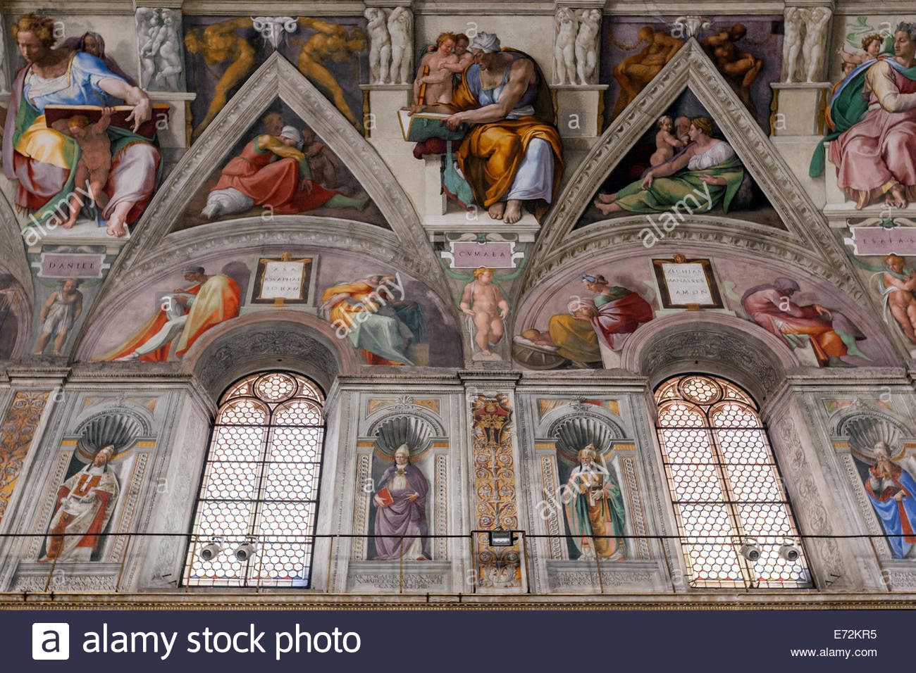 1300x956 The Sistine Chapel Ceiling, Painted By Michelangelo And The North - Sistine Chapel Wall Painting