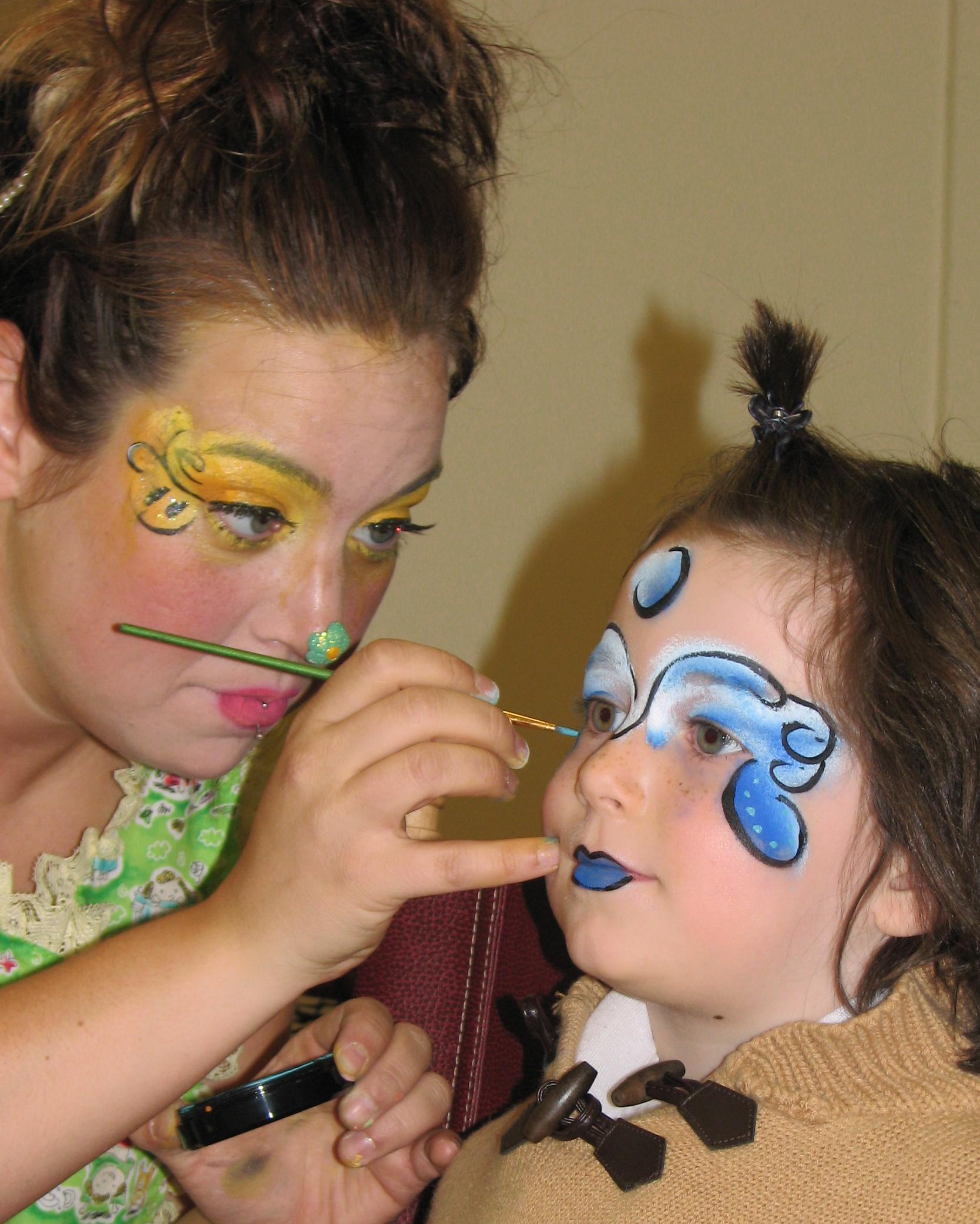 1668x2082 Face Painting - Smile Face Painting