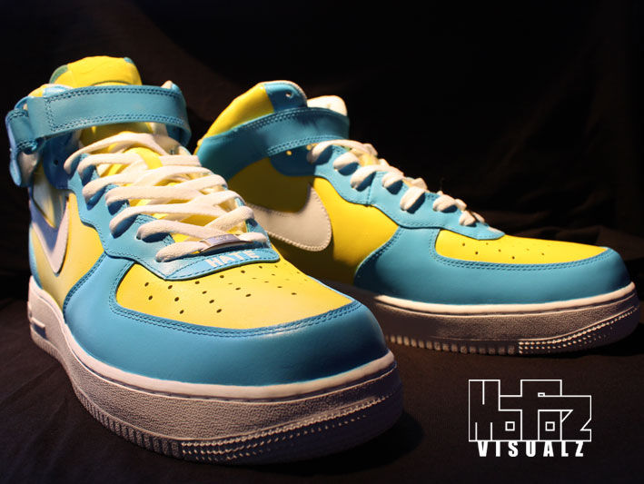 709x533 How To Customize Kicks (Paint Shoes) The Mofoz Visualz Way 7 Steps - Sneaker Painting