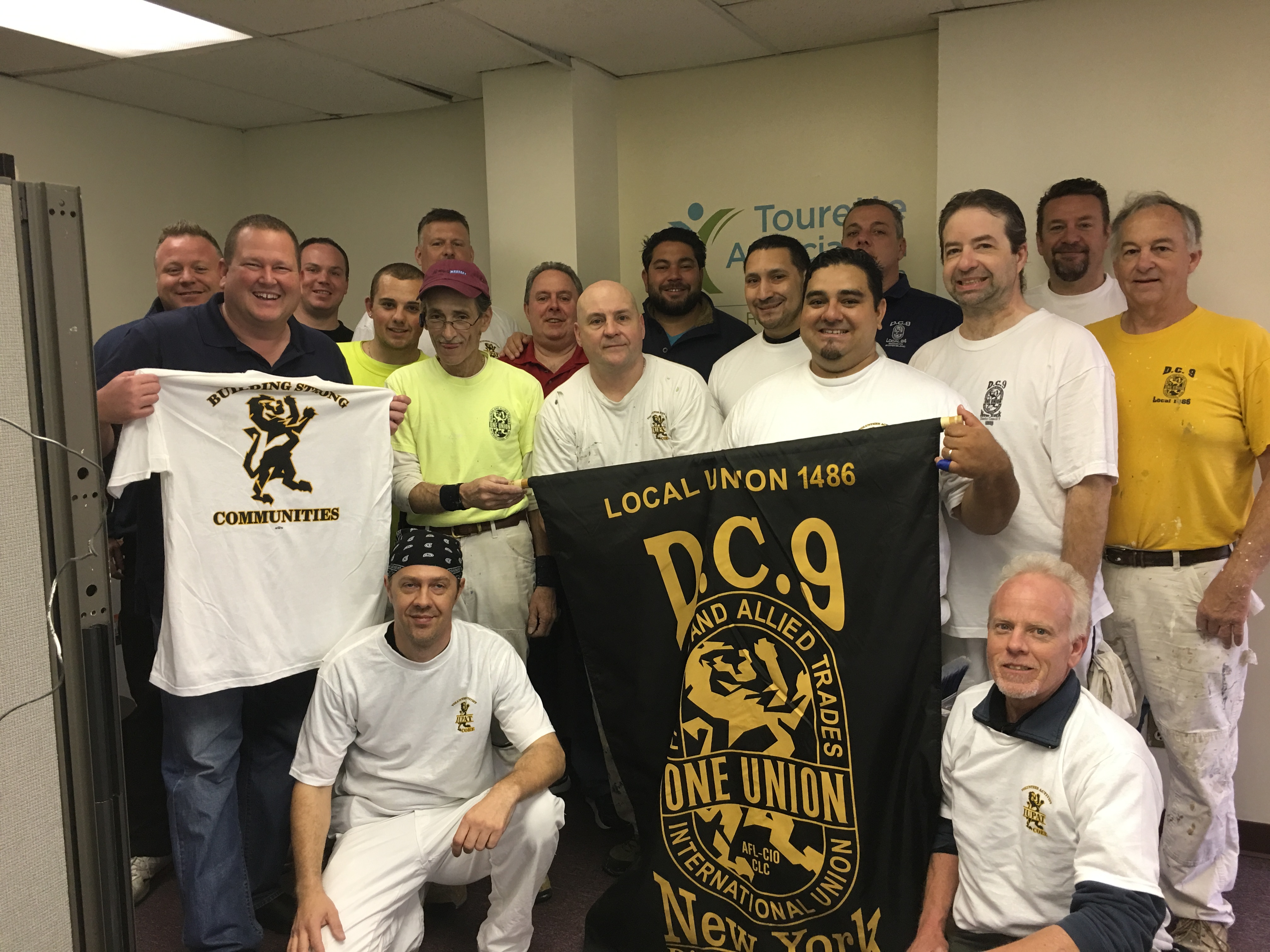 4032x3024 District Council 9 Union Workers Head To Bayside To Keep It Teal - Sol Rubin Painting