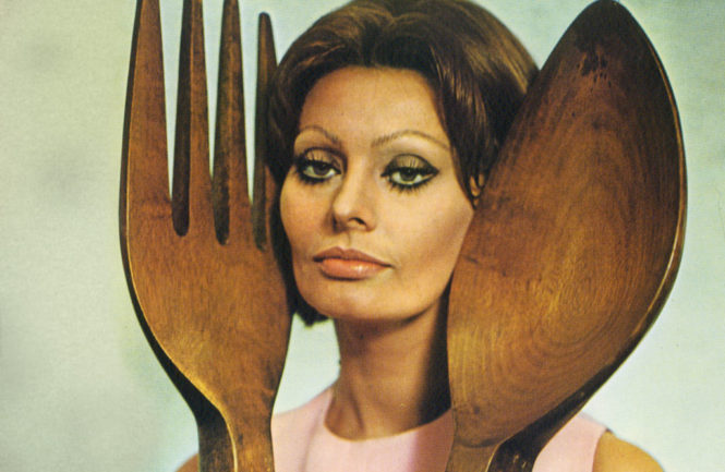 665x433 Sophia Loren. In The Kitchen With Love Italian Ways - Sophia Loren Painting