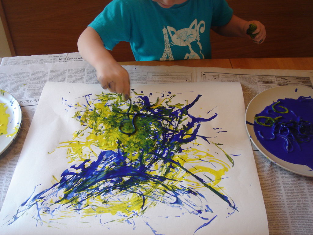 1024x768 How To Use Spaghetti To Paint Like Jackson Pollock 8 Steps (With - Spaghetti Painting
