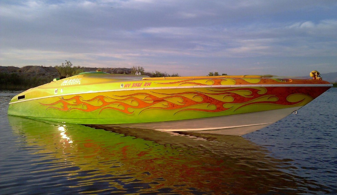 1140x660 Custom Boat Paint - Speed Boat Painting