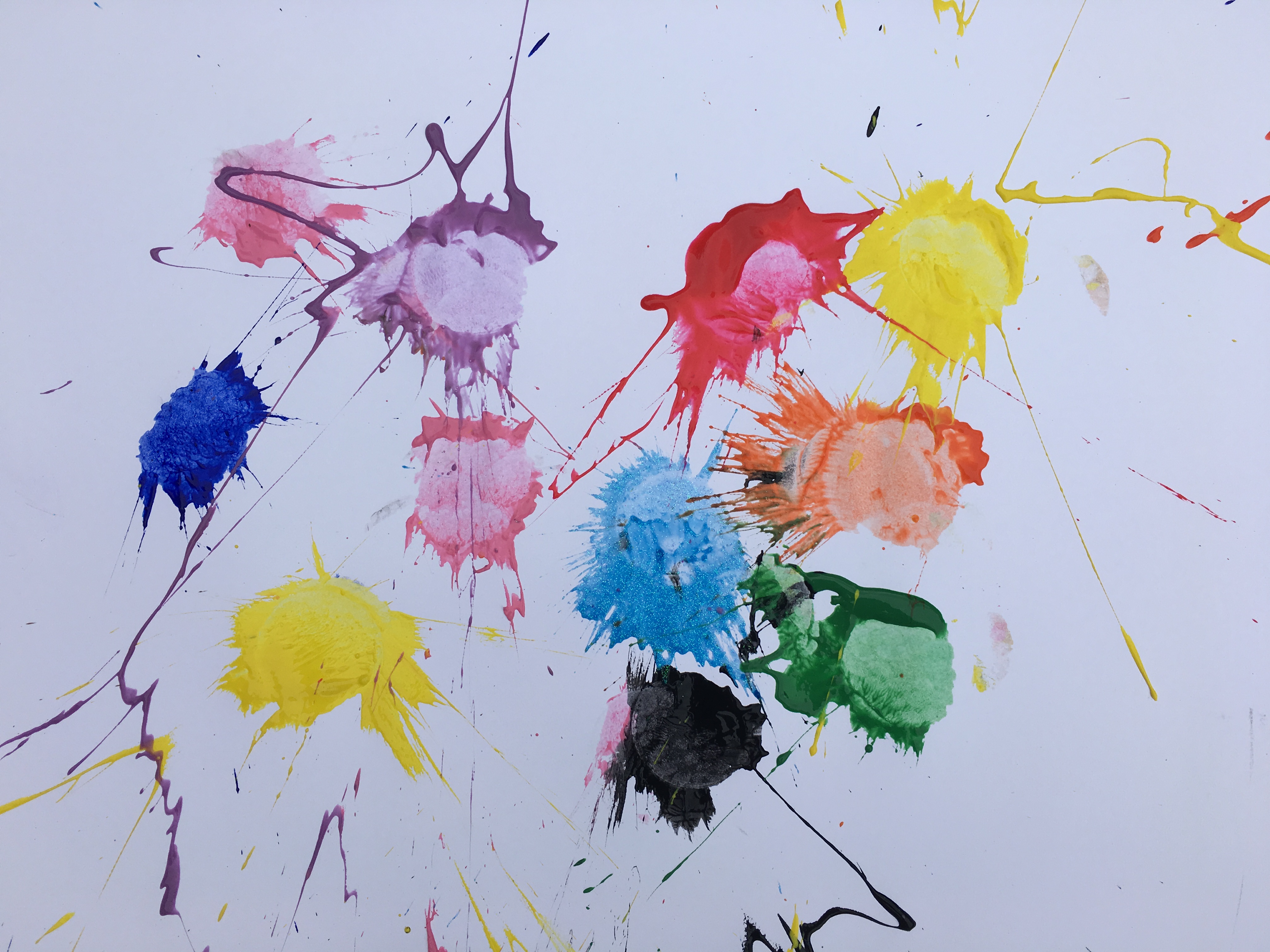 4032x3024 Messy And Fun Outdoor Painting Projects - Splat Painting