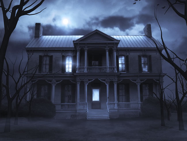 650x491 Photoshop Matte Painting - Spooky House Painting