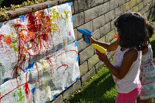 650x432 Squirt Gun Painting!! Summer Fun Guns, Art - Squirt Painting