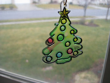 360x270 Stained Glass Ornaments On A Budget Make And Takes - Stained Glass Painting For Kids