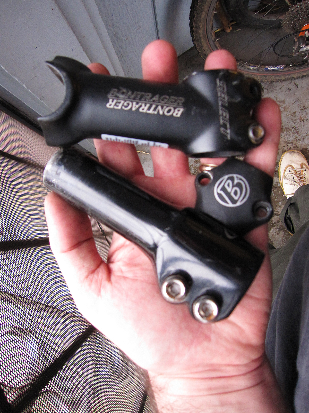 1200x1600 Painted Stem To Match The Bontrager Bike Tinker - Stem Painting