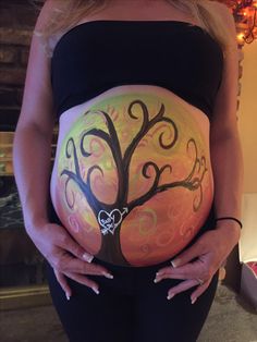 236x314 The Most Creative Pregnant Belly Art I'Ve Seen. Pregnancy Henna - Stomach Painting