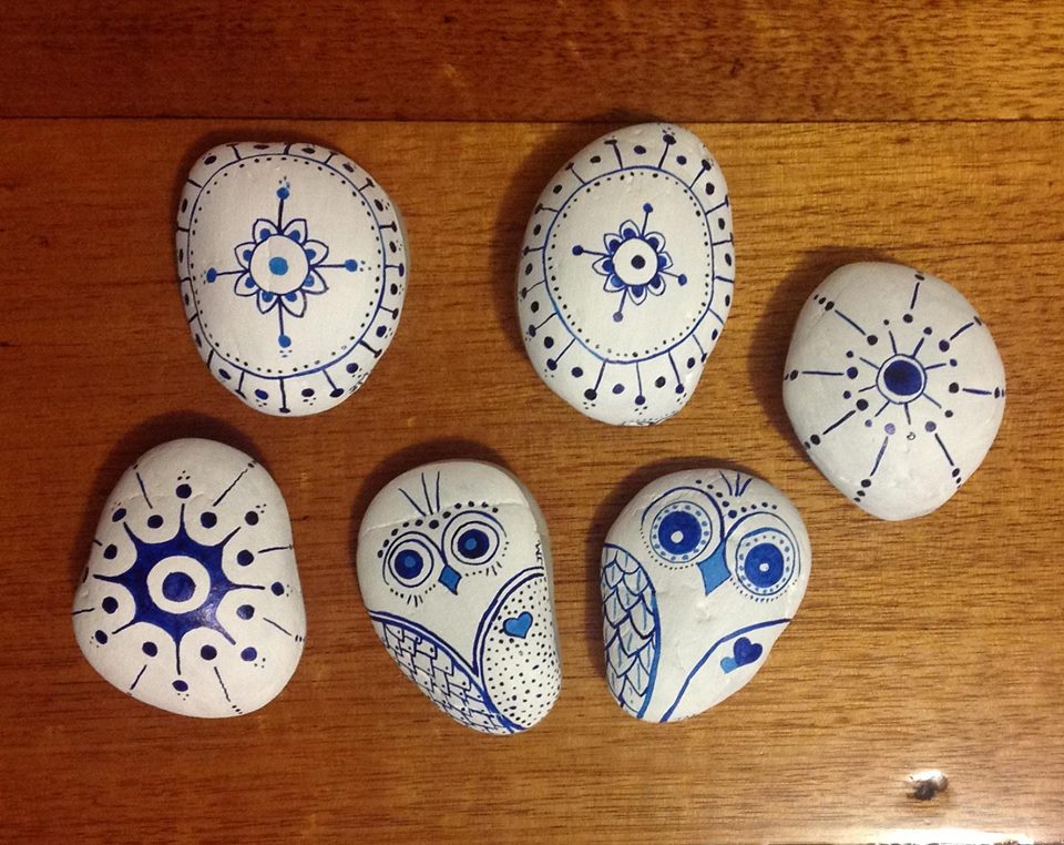 960x762 Jane Monk Studio - Stone Painting