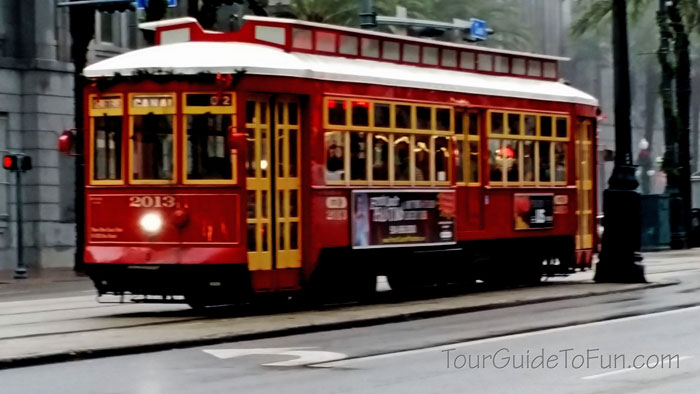 700x394 St Charles Streetcar New Orleans Trolley - Streetcar New Orleans Painting