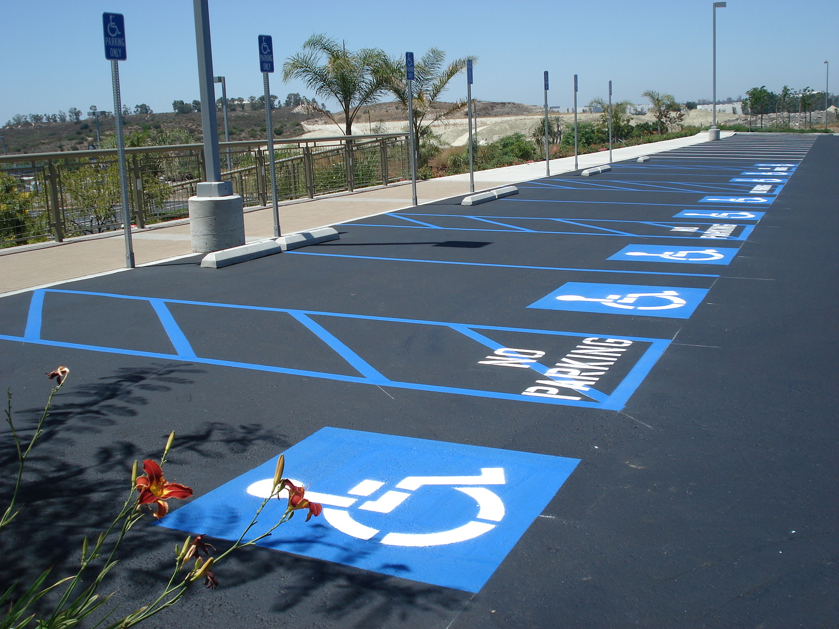 1632x1224 Linepro Striping Parking Lot Striping And Zone Marking - Striping Painting